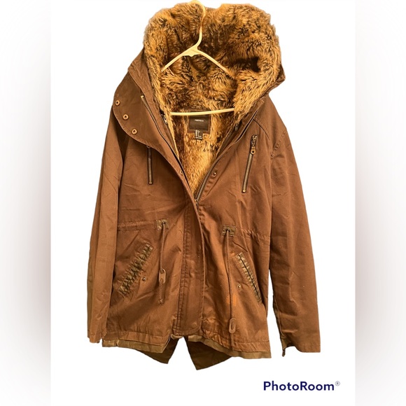 Forever 21 Utility, Heavy-Duty Jacket w/ Faux Fur Lining 😌 - Picture 2 of 6